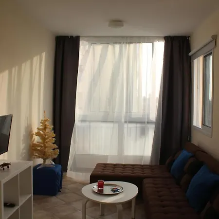 Bandyusha Lägenhet Larnaca